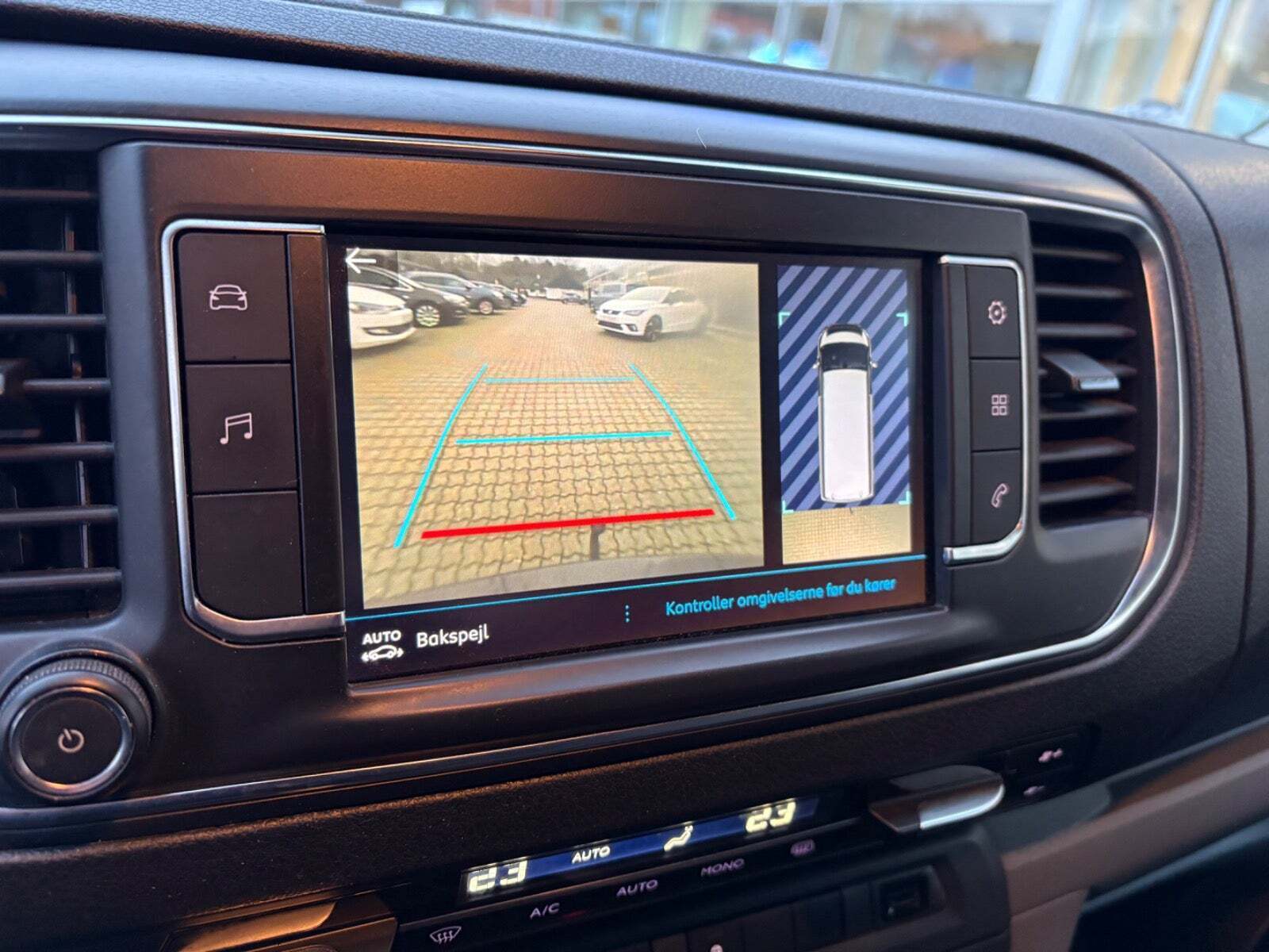 Hvid Peugeot Expert fra 2017