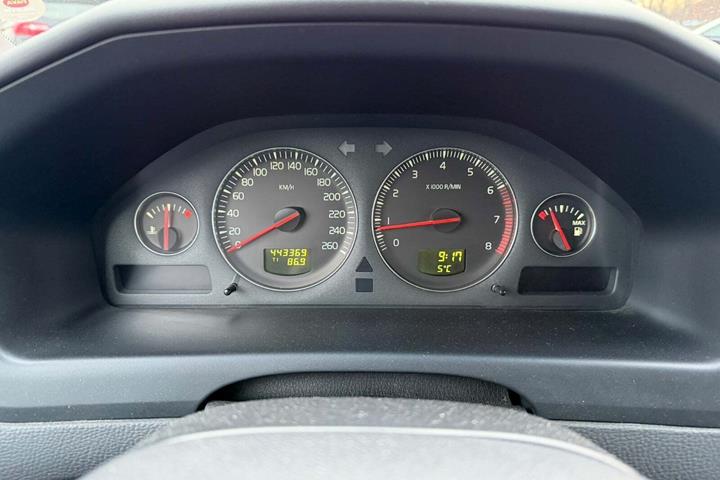 Sort Volvo V70 fra 2006