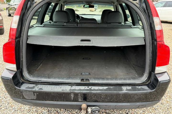 Sort Volvo V70 fra 2006