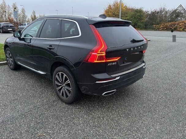 Sort Volvo XC60 fra 2019
