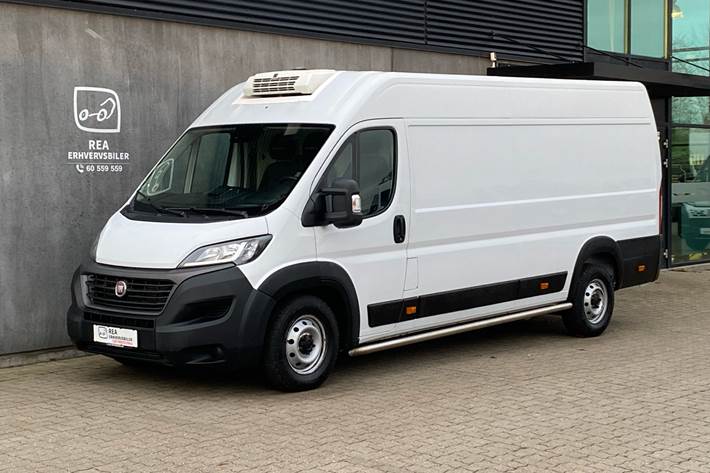 Hvid Fiat Ducato fra 2021