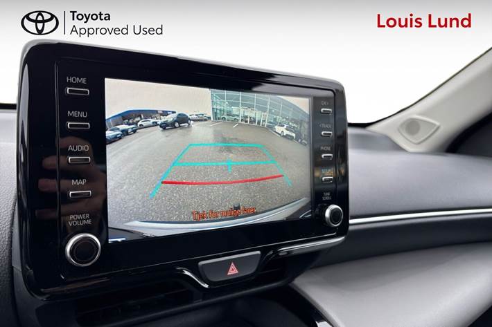 Sølv Toyota Yaris Cross fra 2021