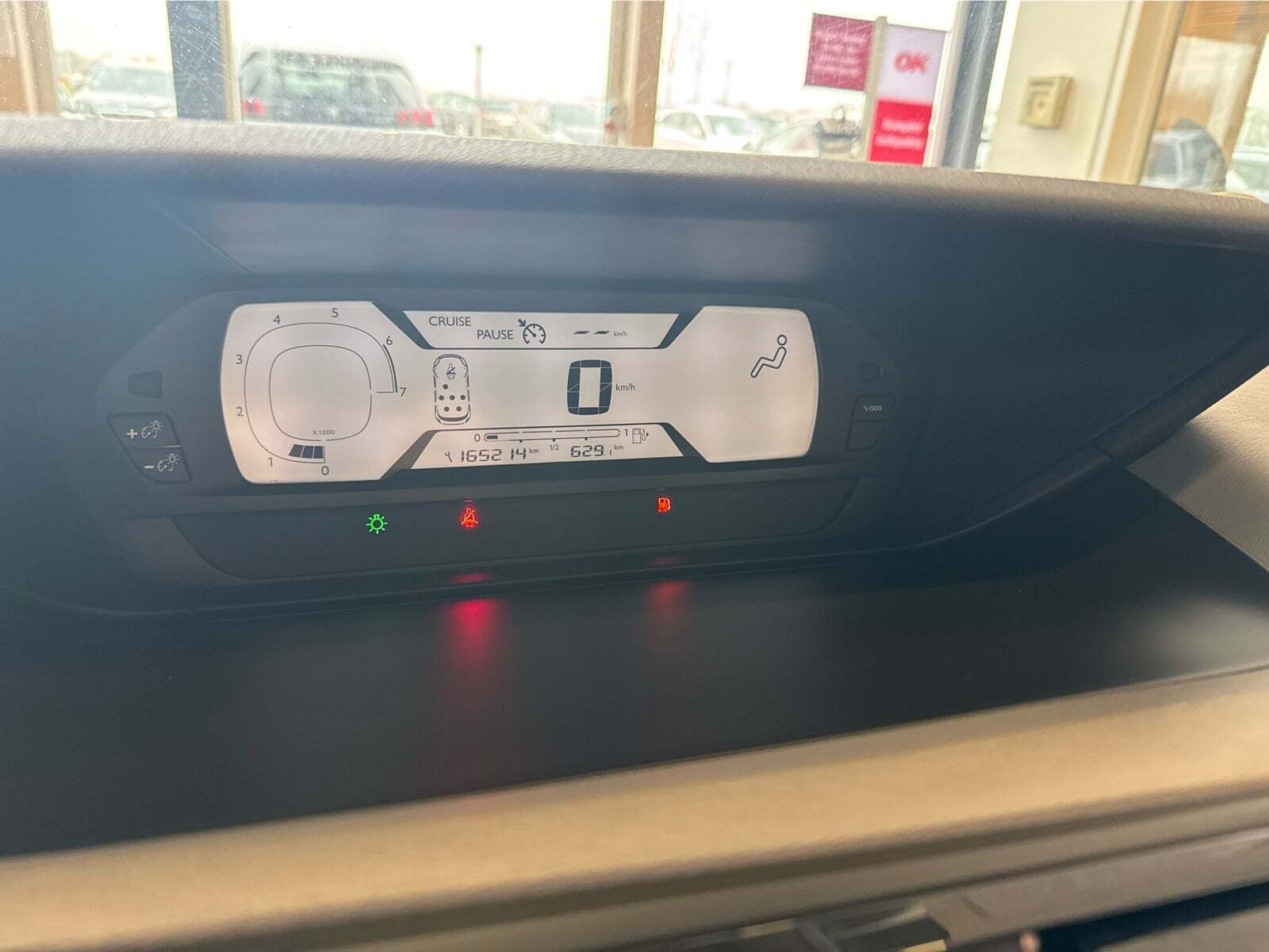 Grå Citroën Grand C4 Picasso fra 2015