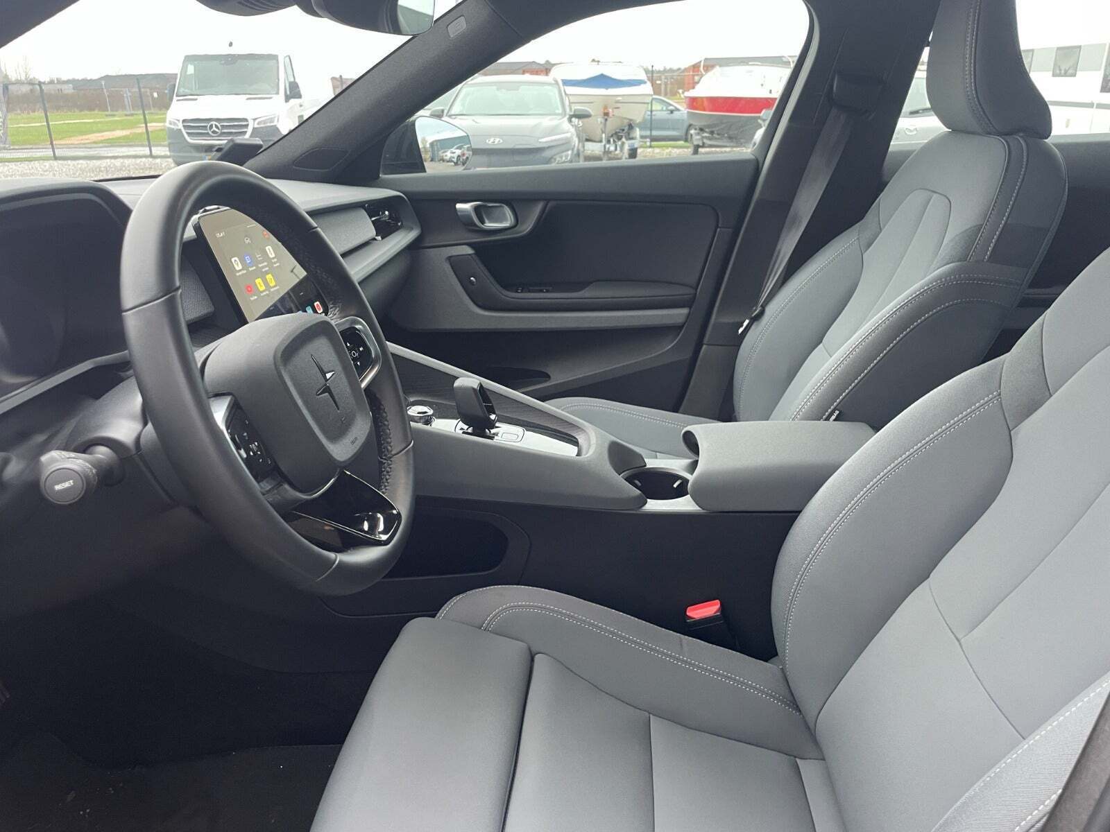 Sort Polestar 2 fra 2022