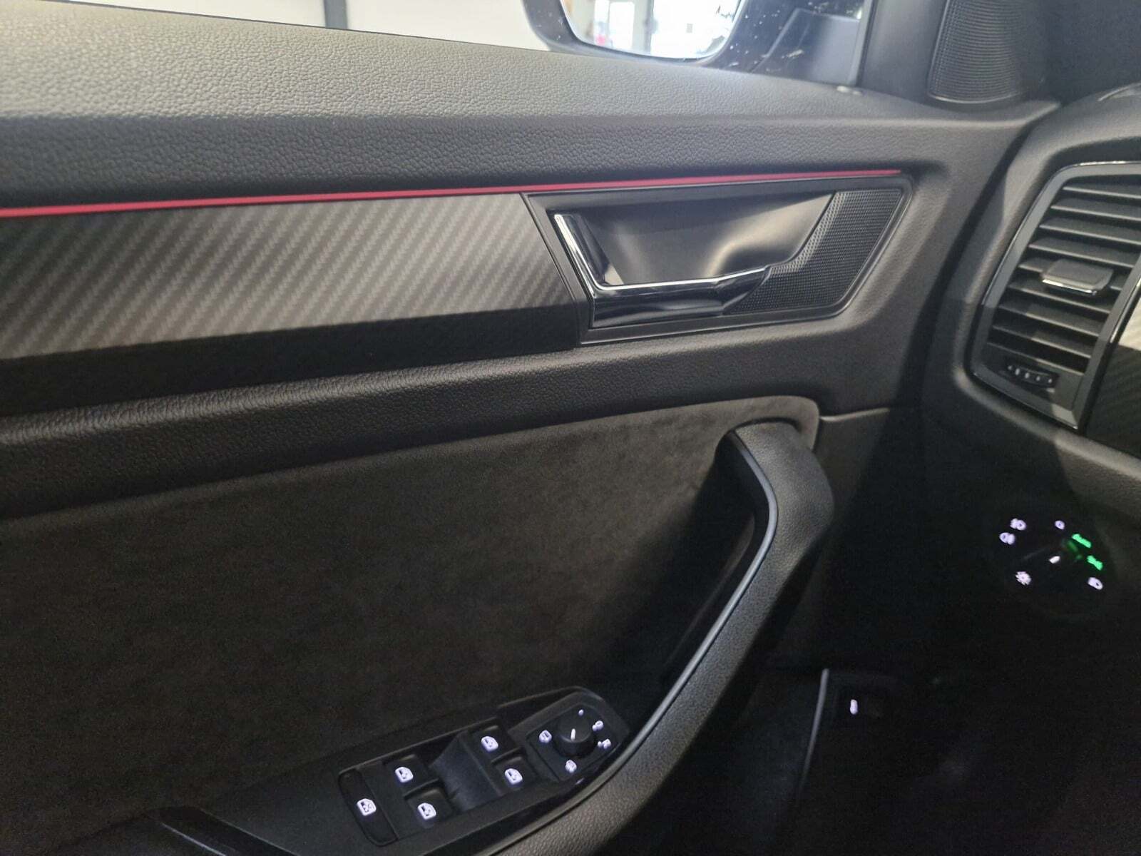 Grå Skoda Kodiaq fra 2021