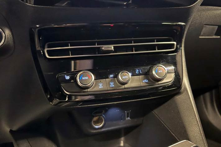 Sort Opel Mokka-e fra 2022