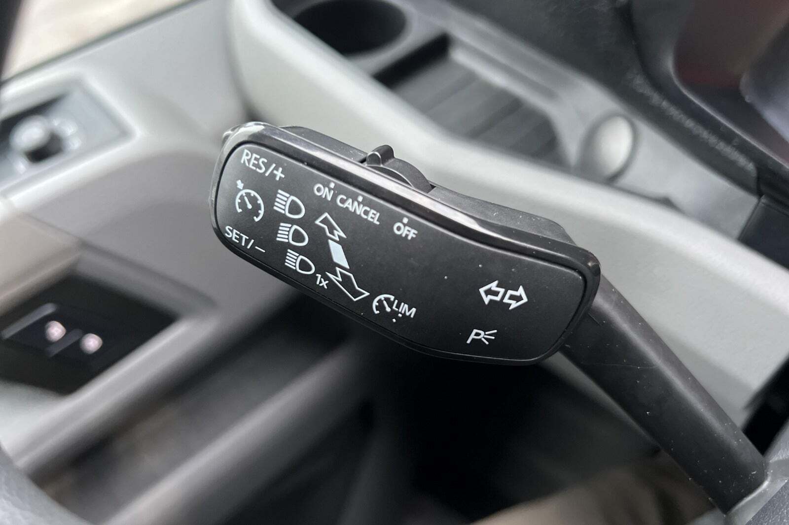 Hvid VW Crafter 30 fra 2017