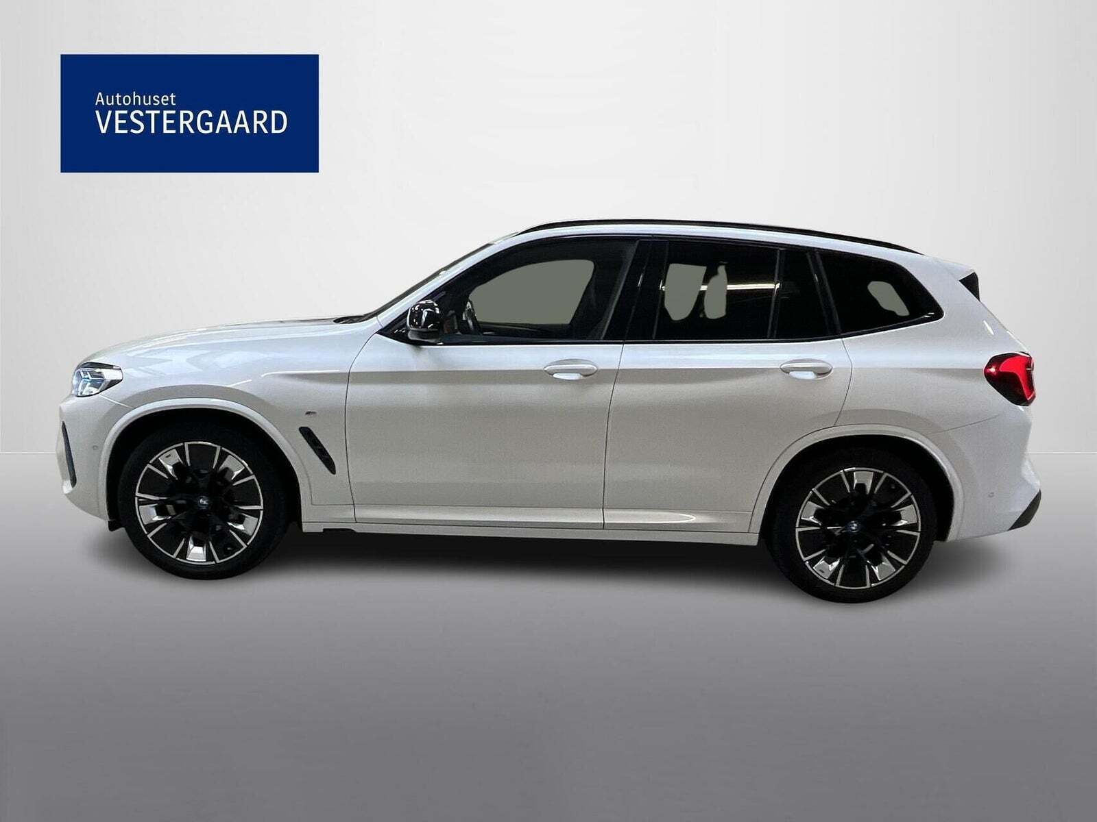 BMW iX3 Charged Plus M-Sport