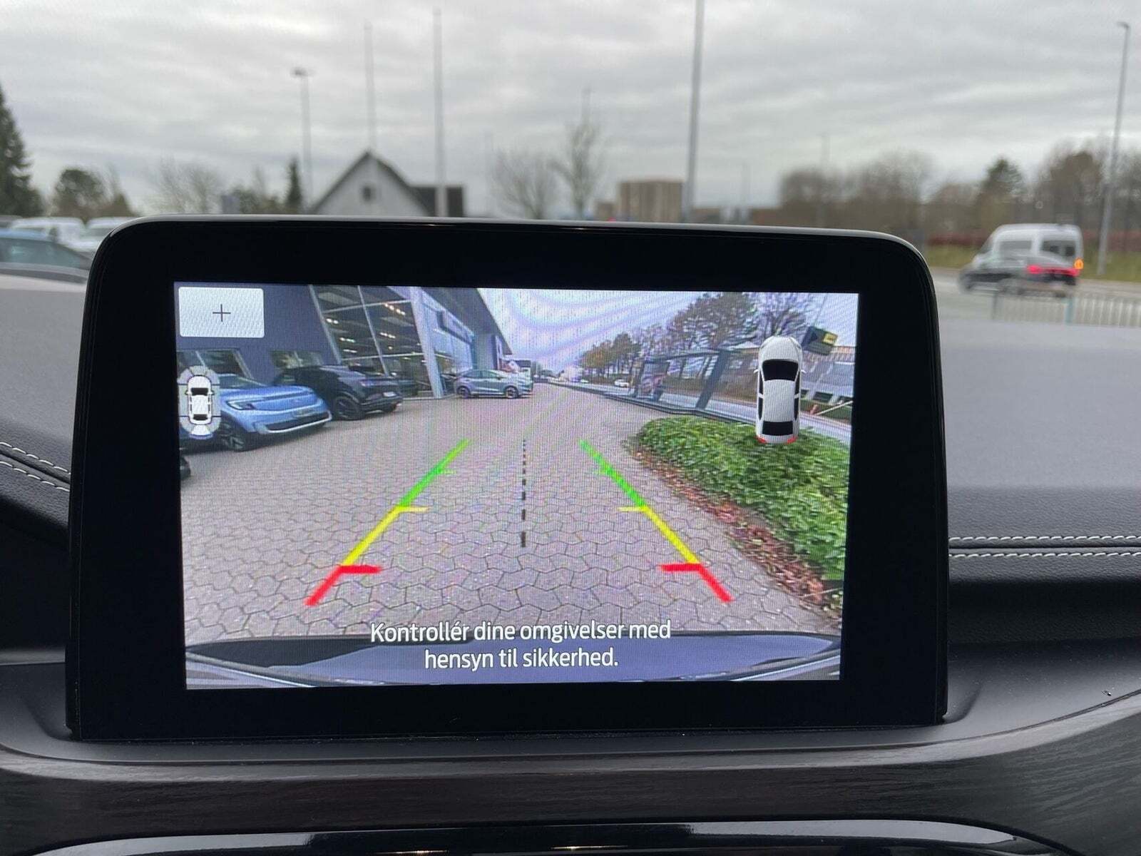 Sort Ford Kuga fra 2020