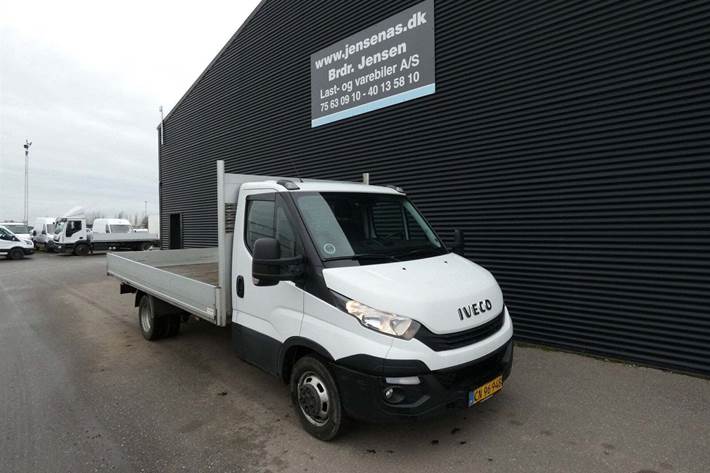Hvid Iveco Daily fra 2019