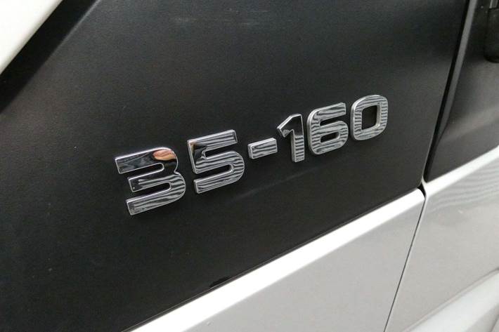 Hvid Iveco Daily fra 2019