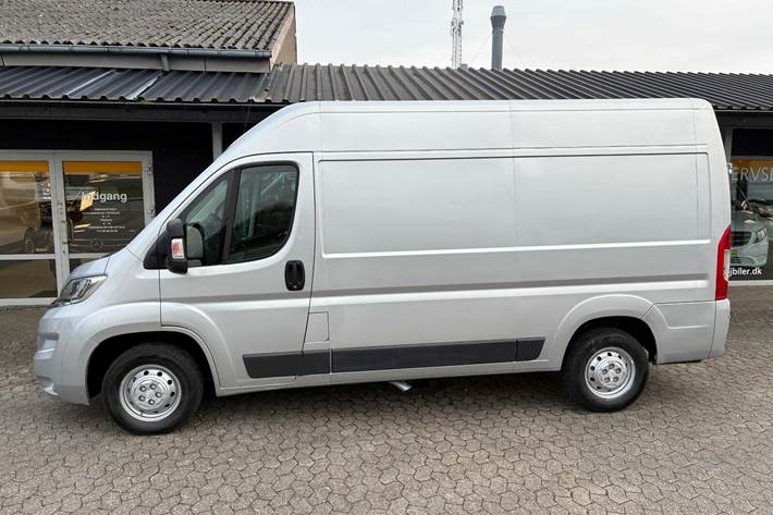 Sølv Citroën Jumper 33 fra 2015