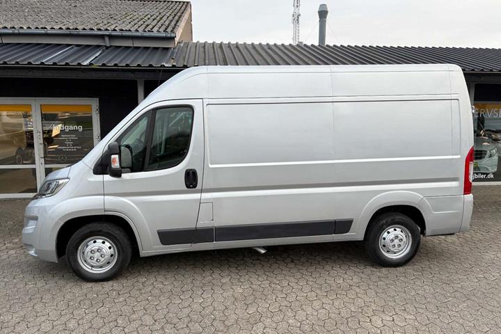 Sølv Citroën Jumper 33 fra 2015