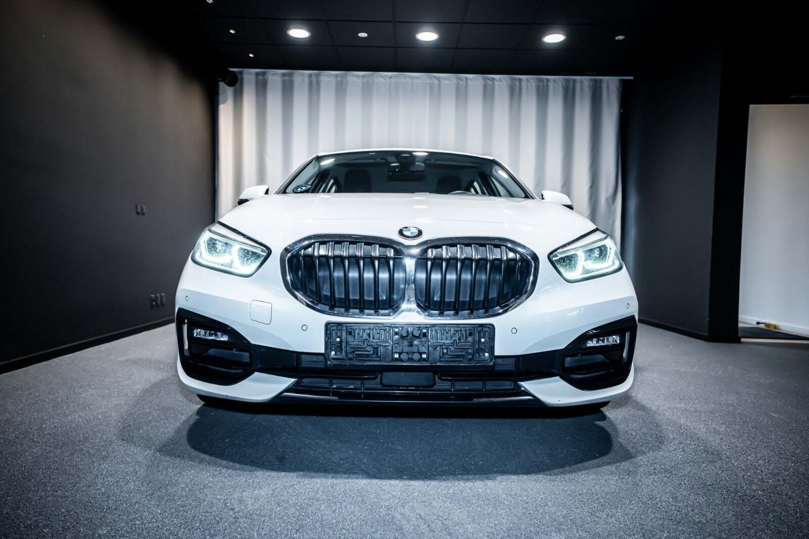 BMW 118i 1,5 Sport Line aut.