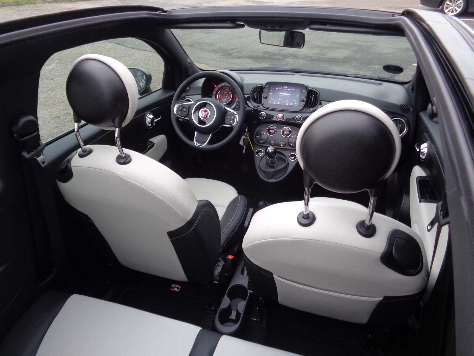 Fiat 500C 1,0 Hybrid Dolcevita