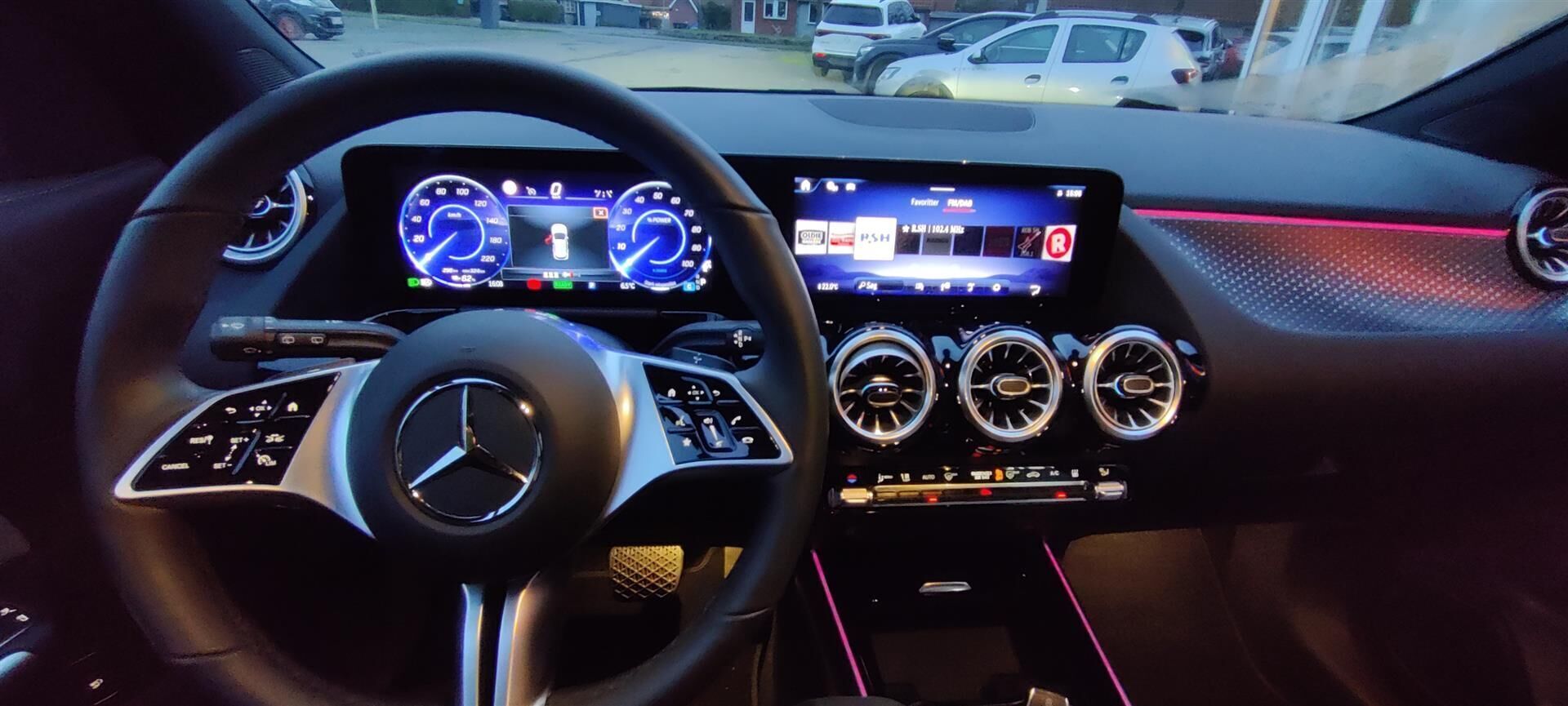 Sort Mercedes EQA 250 fra 2024