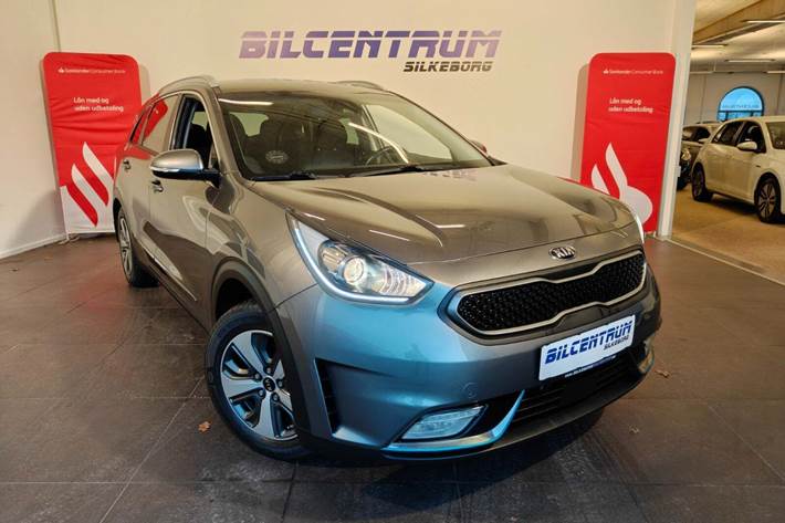 Grå Kia Niro fra 2018 set udefra