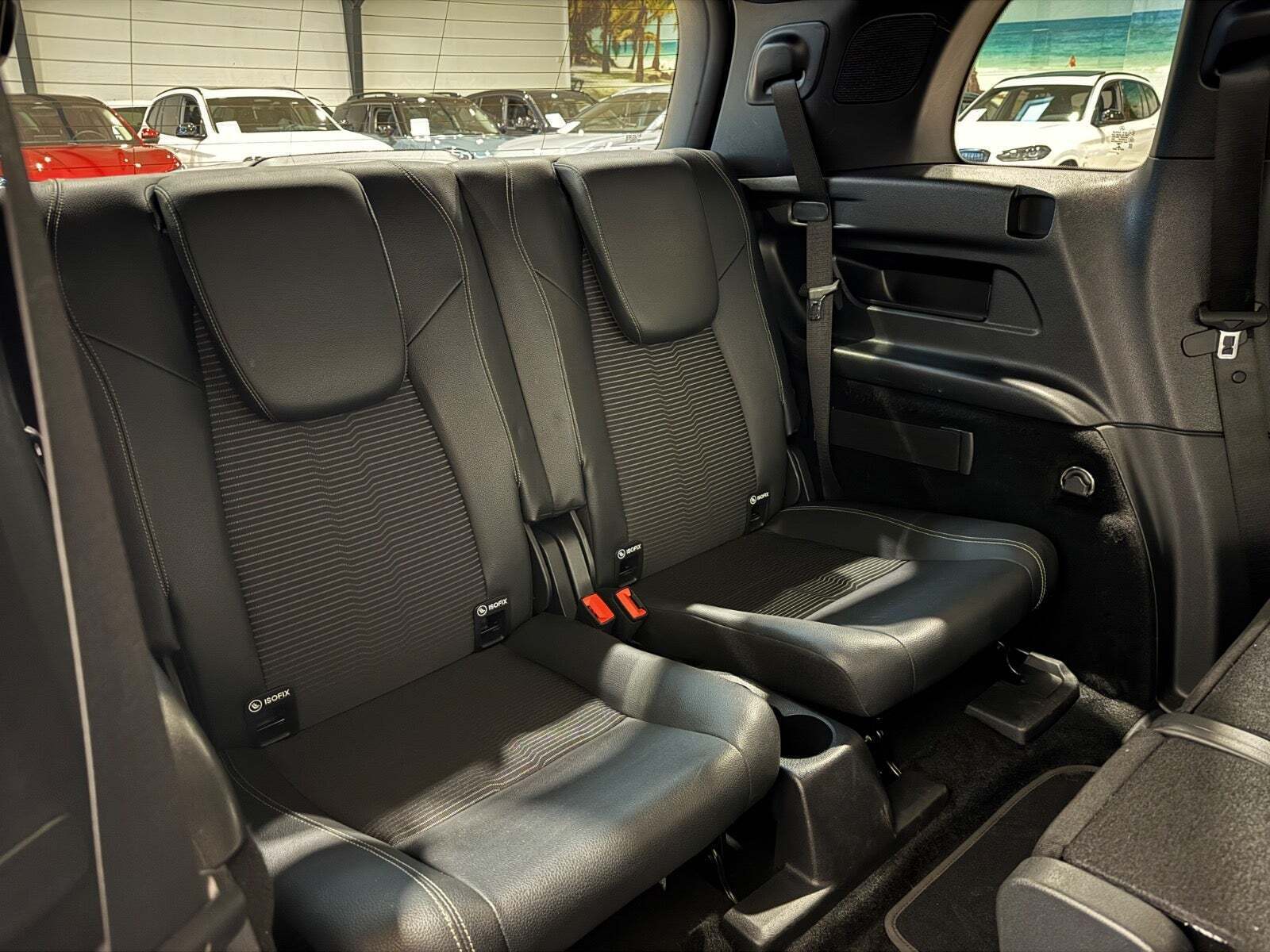 Hvid Mercedes EQB250 fra 2022