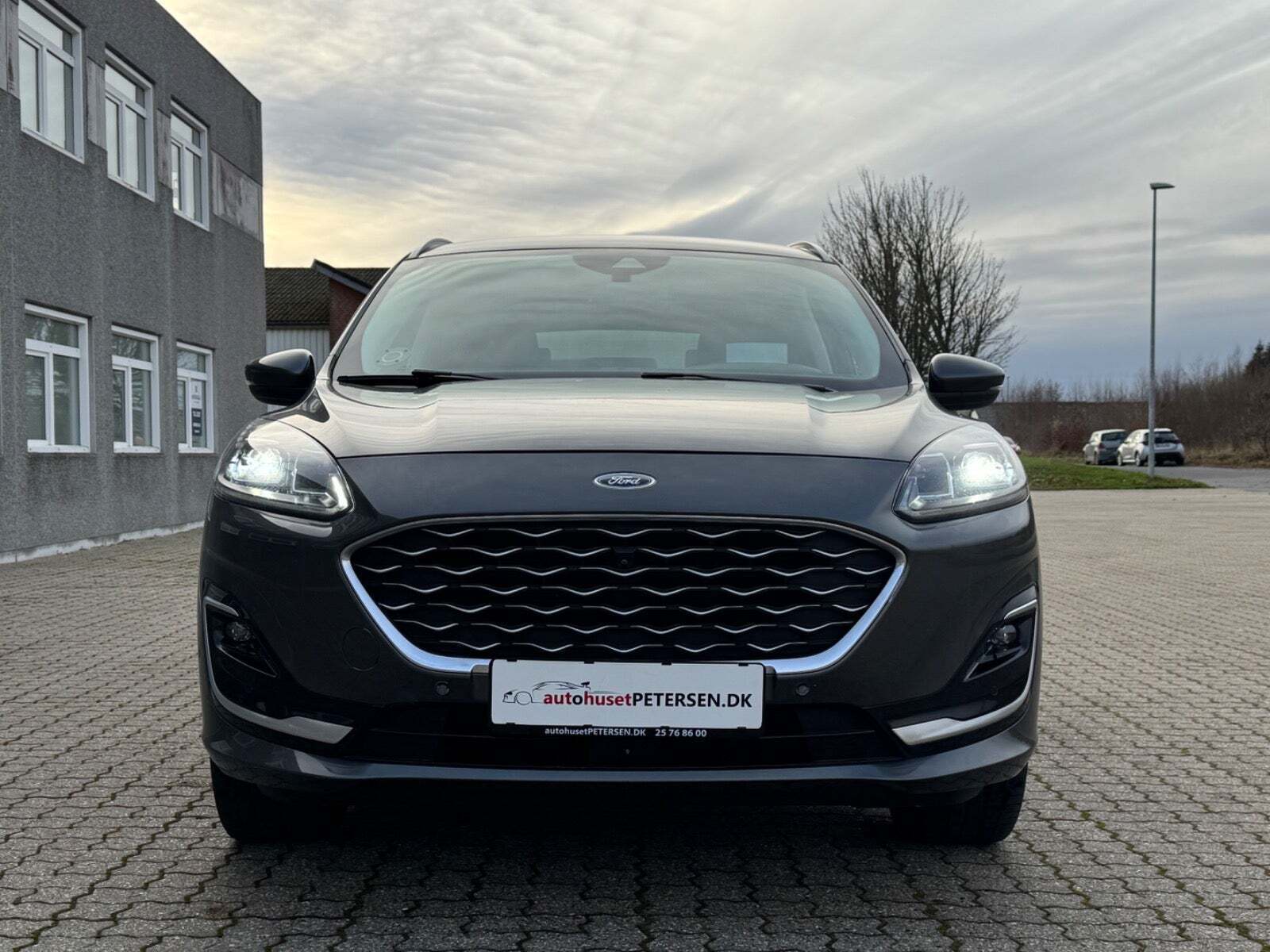 Ford Kuga 2,5 PHEV Vignale CVT