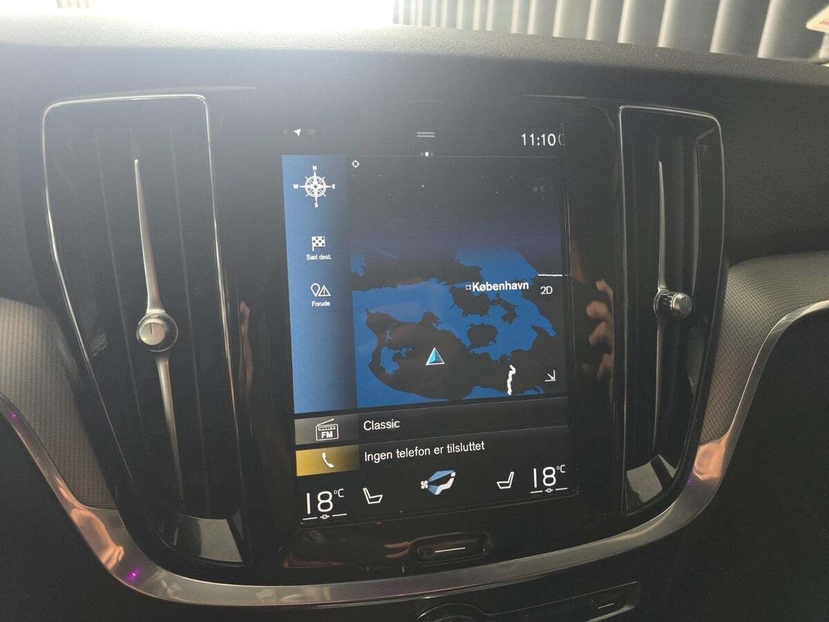 Hvid Volvo V60 fra 2018