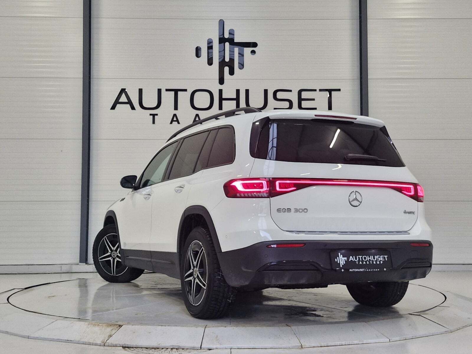 Mercedes EQB300 AMG Line 4Matic 7prs