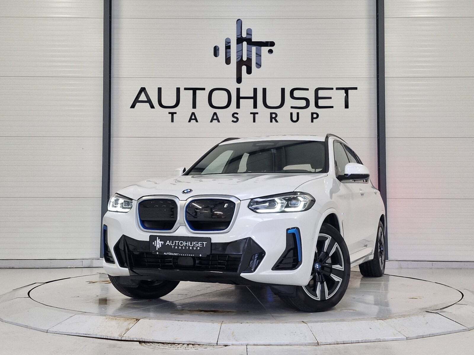 BMW iX3 Charged M-Sport