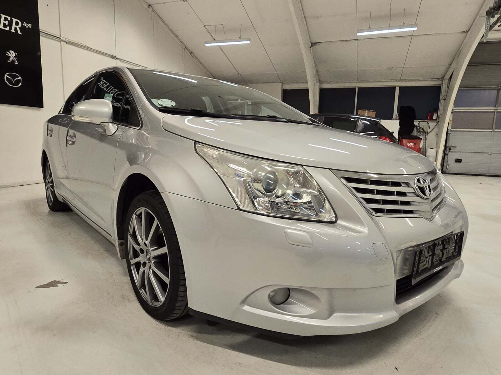 Toyota Avensis 1,6 VVT-i T1