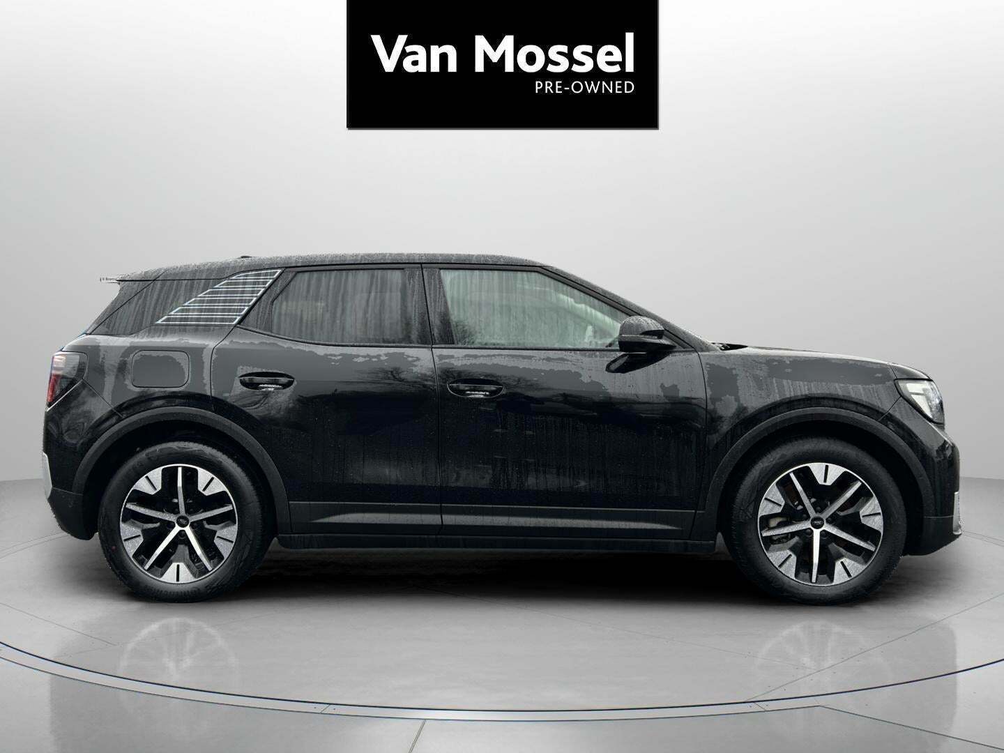 Ford Explorer 82 Select Extended Range