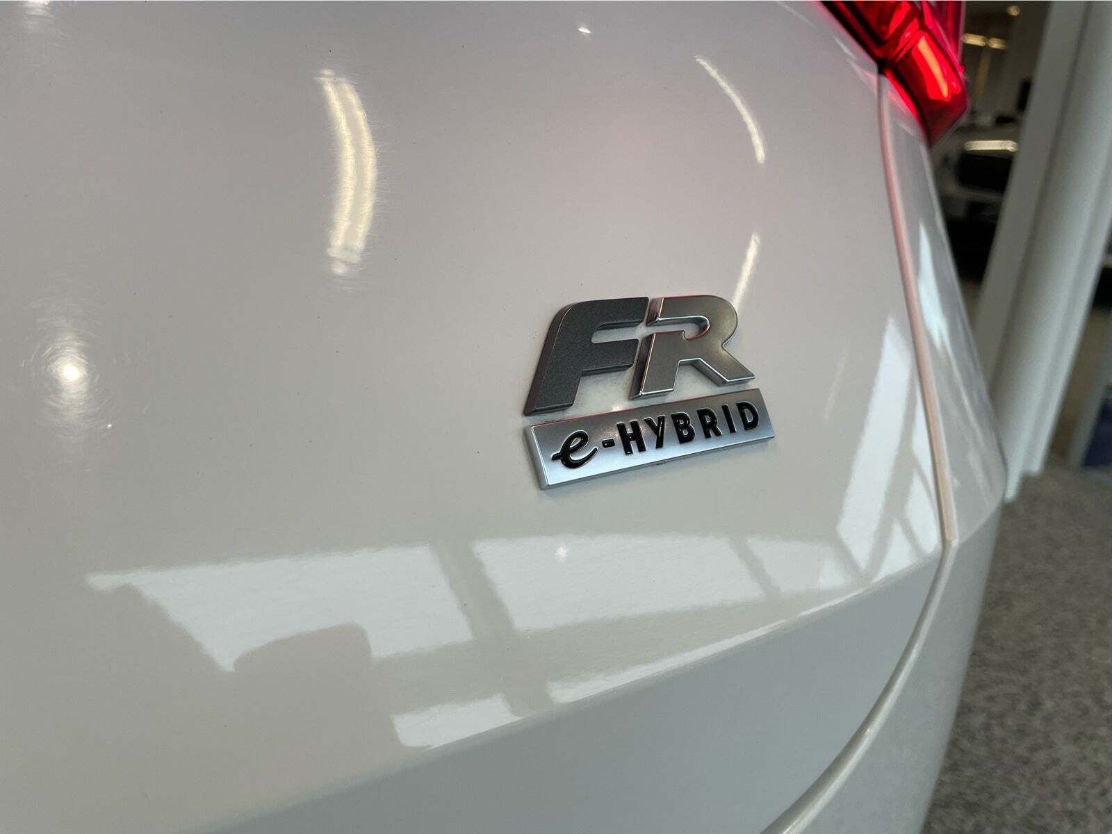 Hvid Seat Leon fra 2021