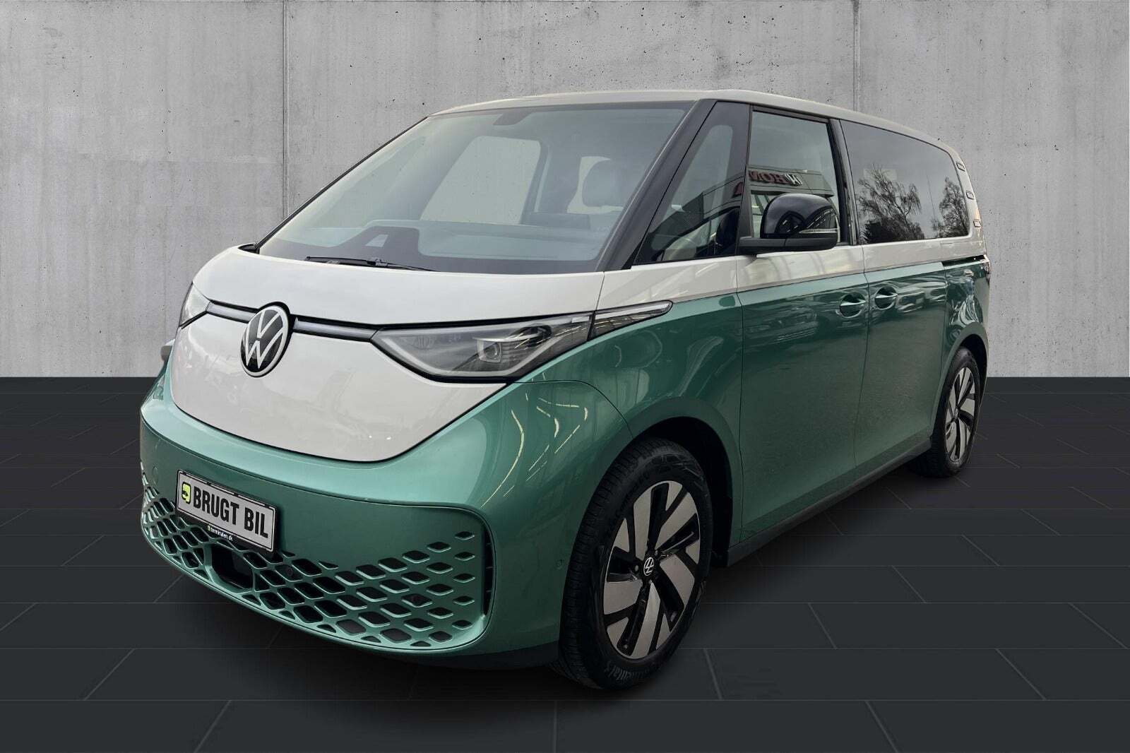 VW ID.Buzz 77 Pro SWB