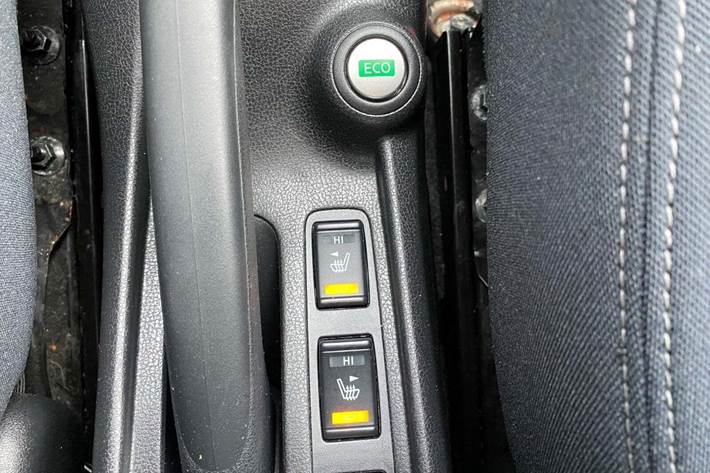 Hvid Nissan Note fra 2017