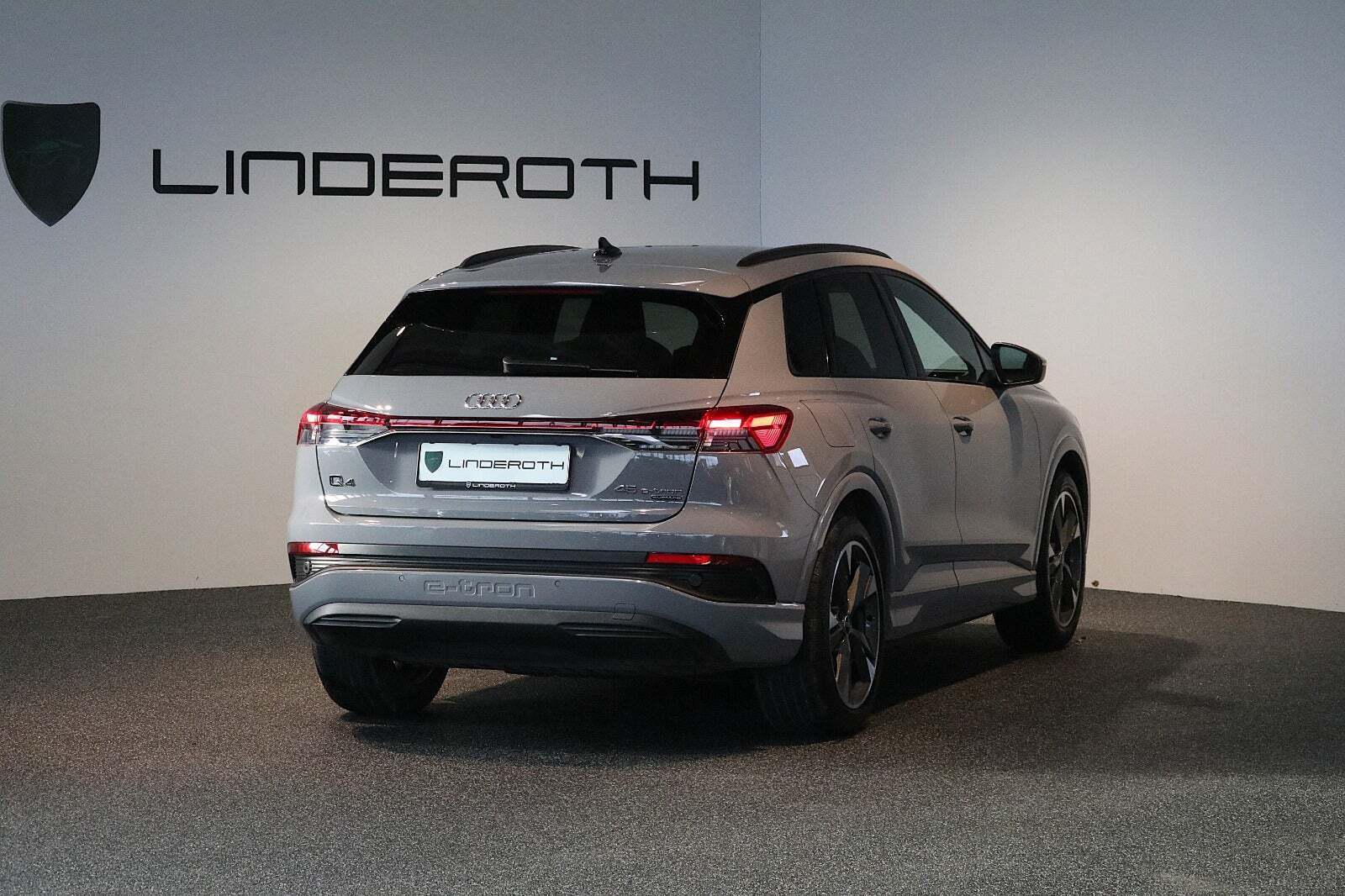 Audi Q4 e-tron 45 quattro