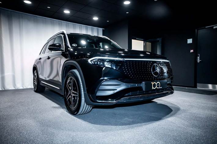 Sort Mercedes EQB250+ fra 2026
