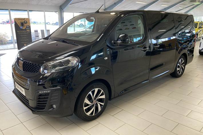 Sort Fiat Ulysse fra 2022