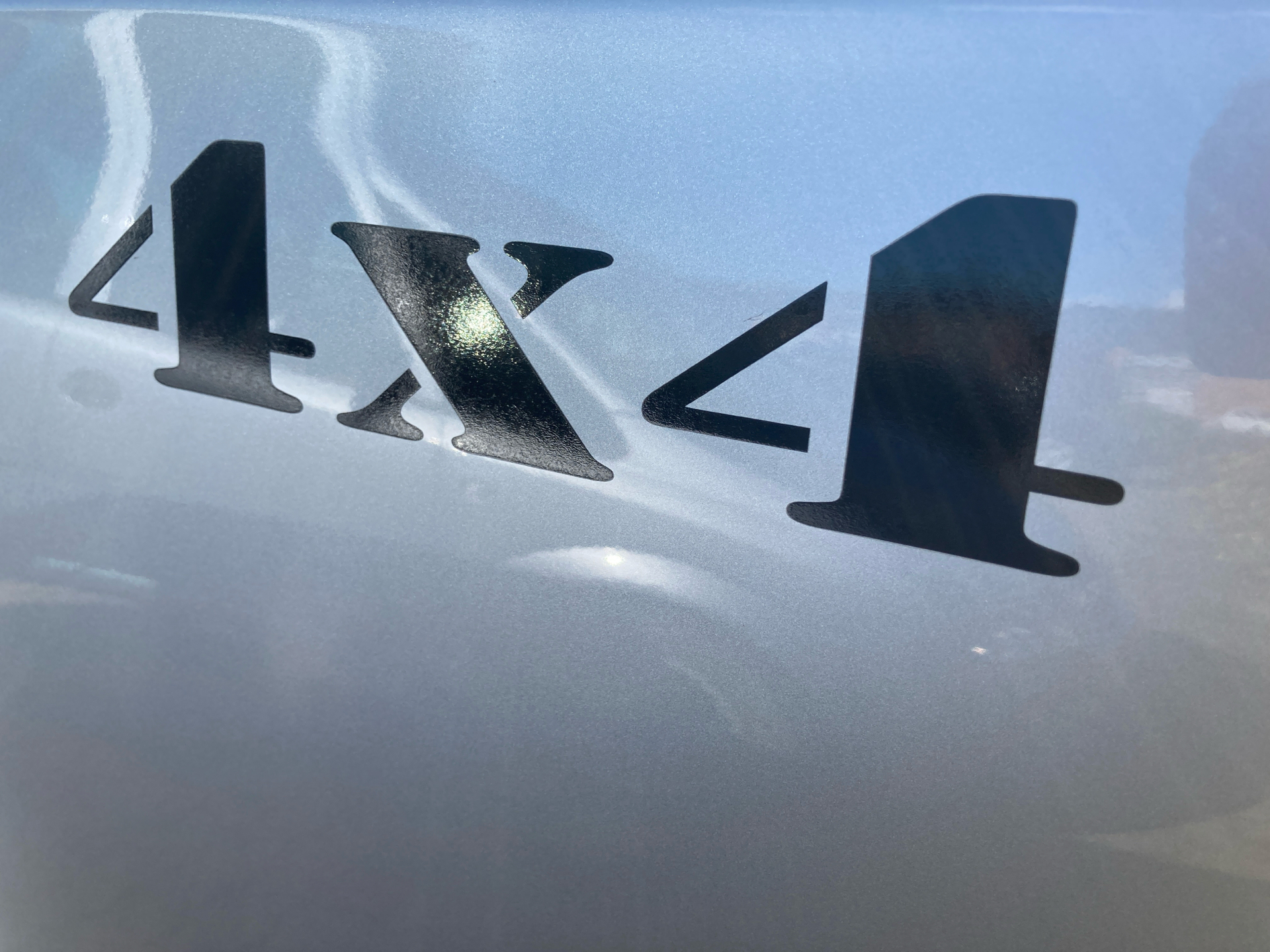 Sølv Isuzu D-Max fra 2025