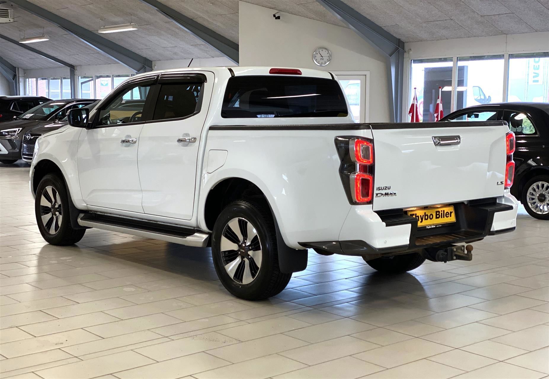 Isuzu D-Max 1,9 Extended Cab D 3ton 4WD 163HK Pick-Up 6g