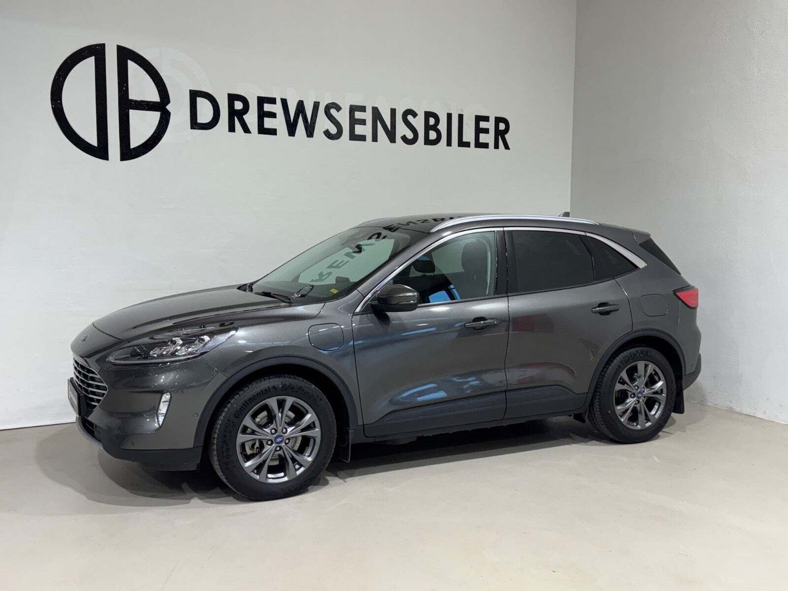 Ford Kuga 2,5 PHEV Titanium X CVT