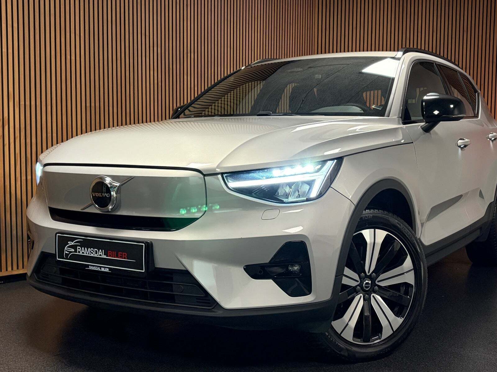 Volvo XC40 P6 ReCharge Plus