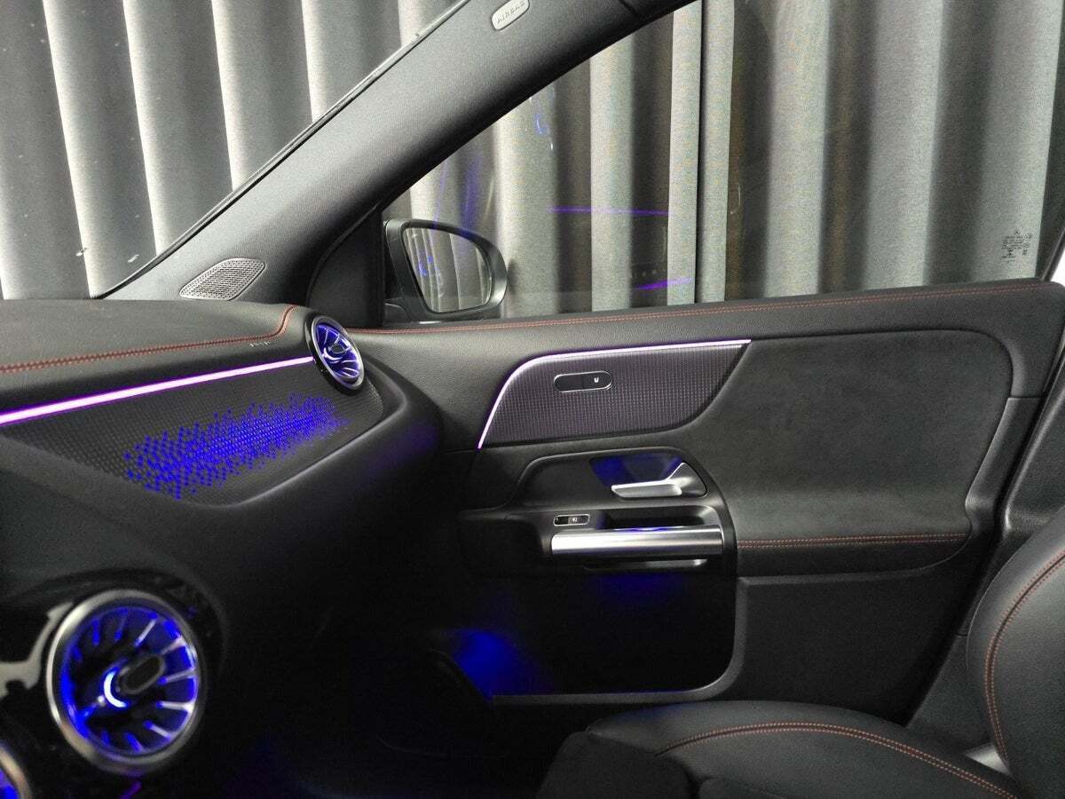 undefined Mercedes EQA250 fra 2021