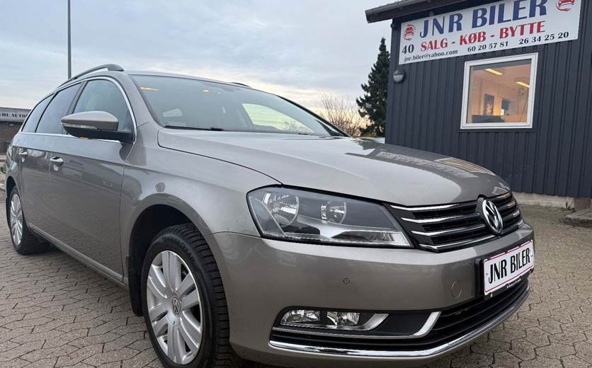 VW Passat 2,0 TDi 140 Comfortline Variant DSG BM
