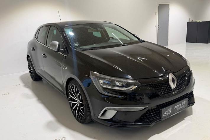 Sort Renault Megane IV fra 2016 set udefra