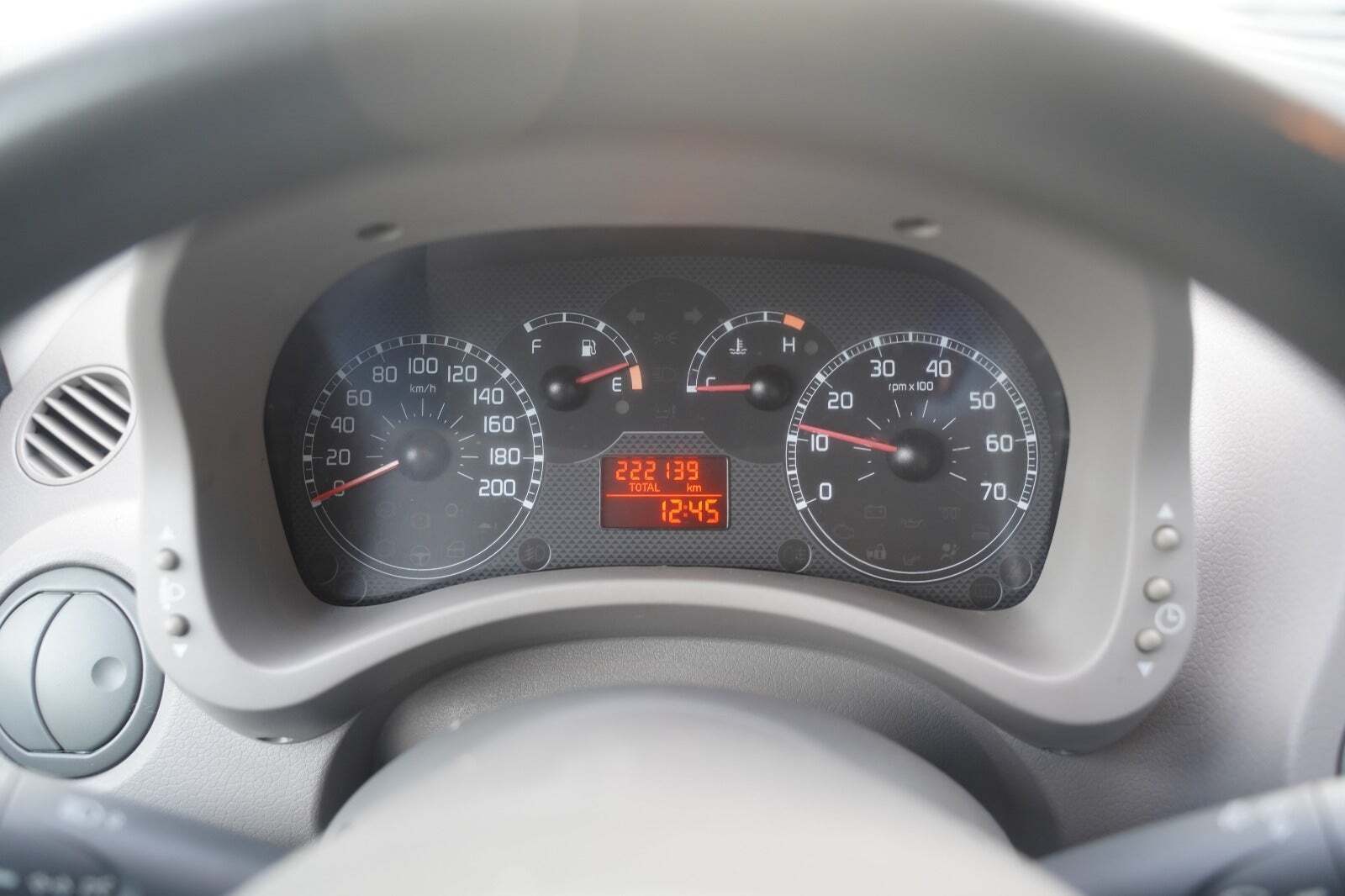 Sort Fiat Panda fra 2005