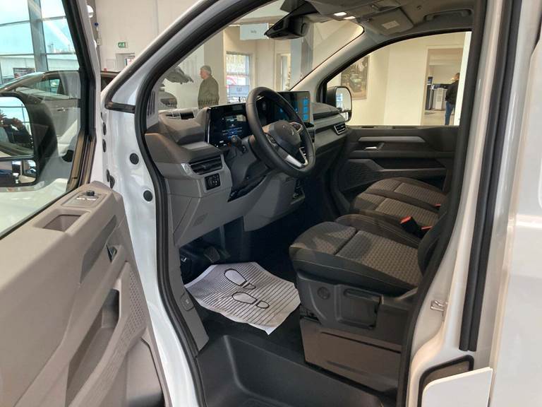 VW e-Transporter 64 Comfort Kassevogn LWB