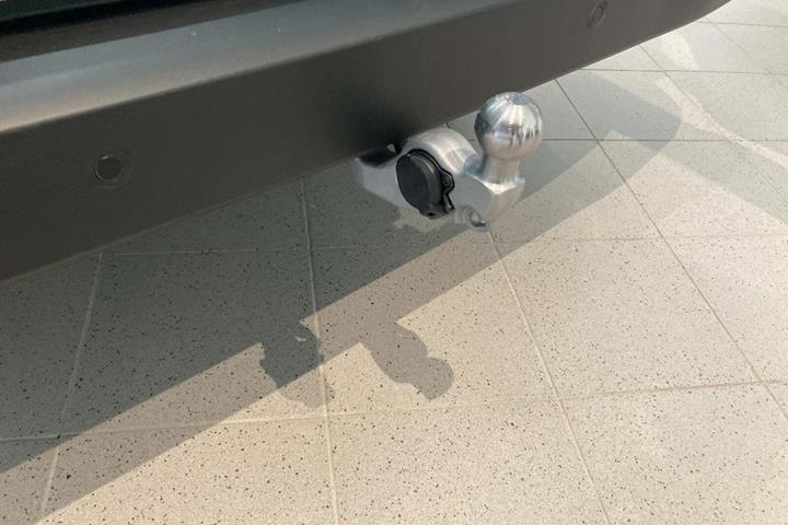 Hvid VW e-Transporter fra 2025