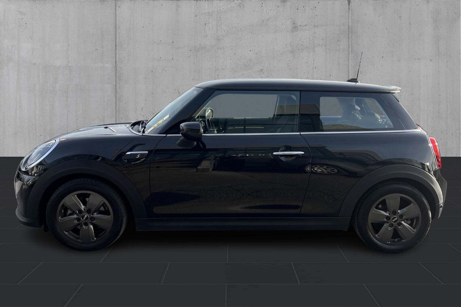 Mini Cooper SE Essential
