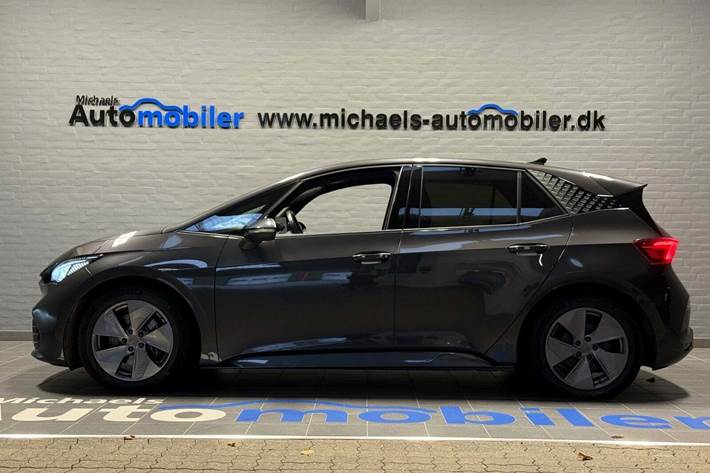 Grå Cupra Born fra 2023