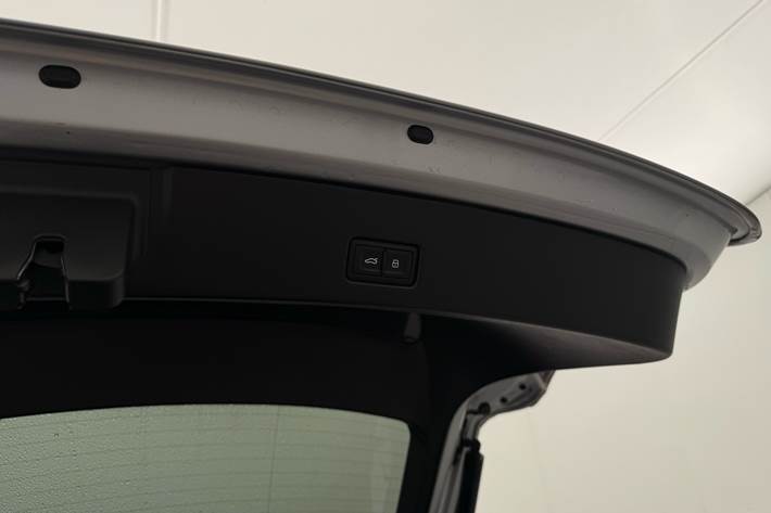 Sølv Audi Q4 fra 2022