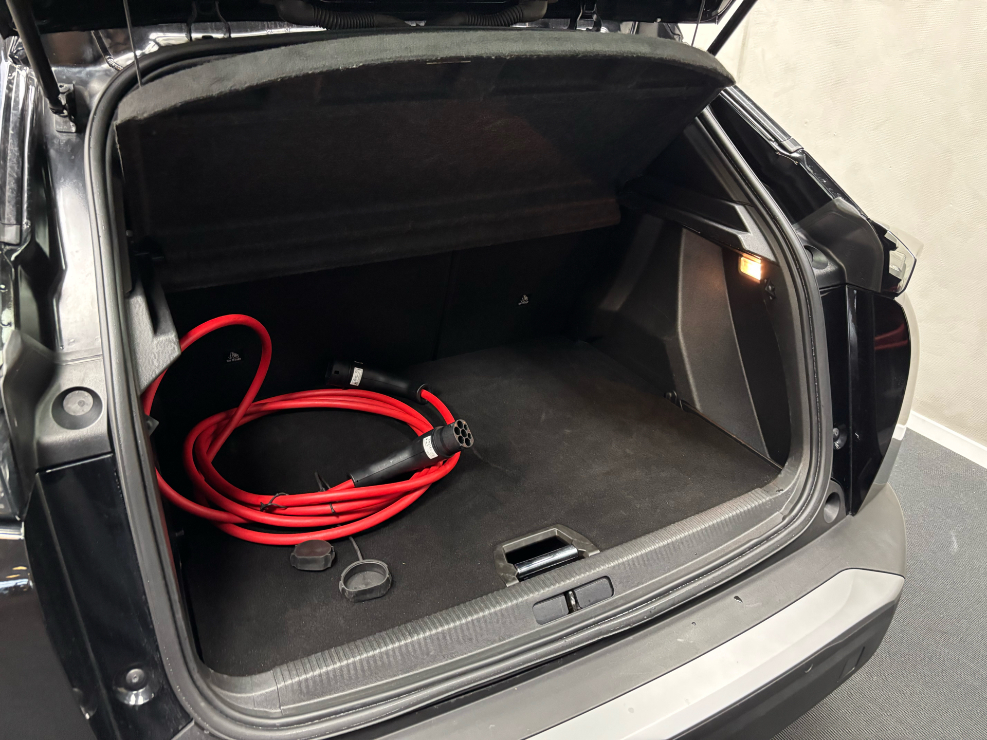 Peugeot e-2008 EL Allure 136HK 5d Aut.