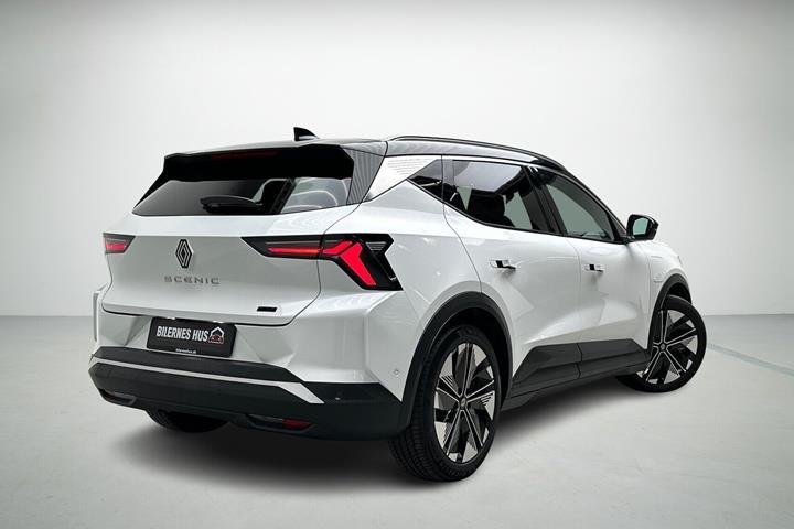 Hvid Renault Scénic fra 2025