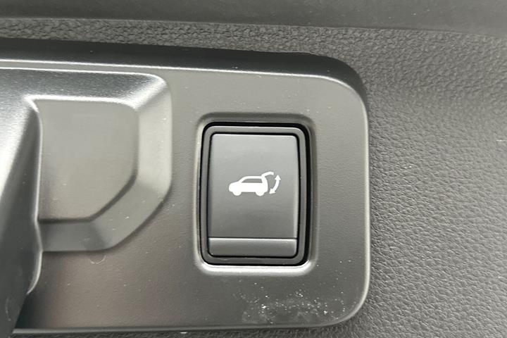 Hvid Renault Scénic fra 2025
